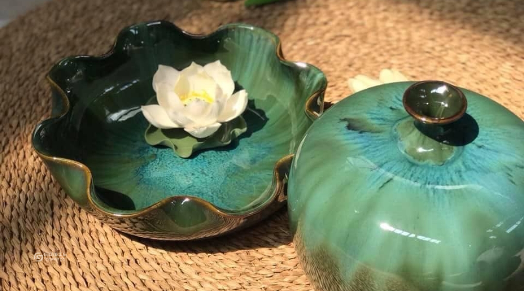 Chia sẻ cách sắp xếp đồ gốm trang trí tạo điểm nhấn cho không gian 3 sap xep do gom trang tri 2