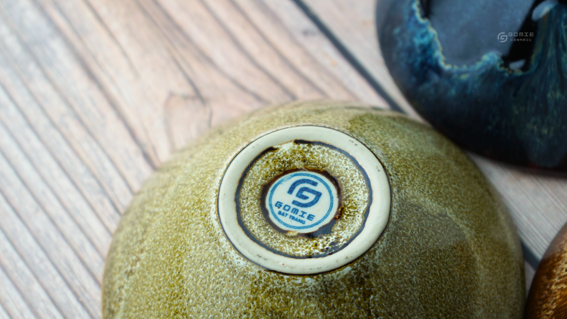 Nguồn Gốc Thú Vị Của Tên Gọi "Bát Ô Tô" 2 bát ô tô