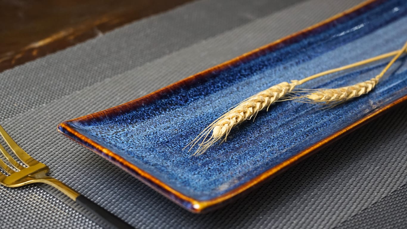 Gốm sứ men xanh sóng biển