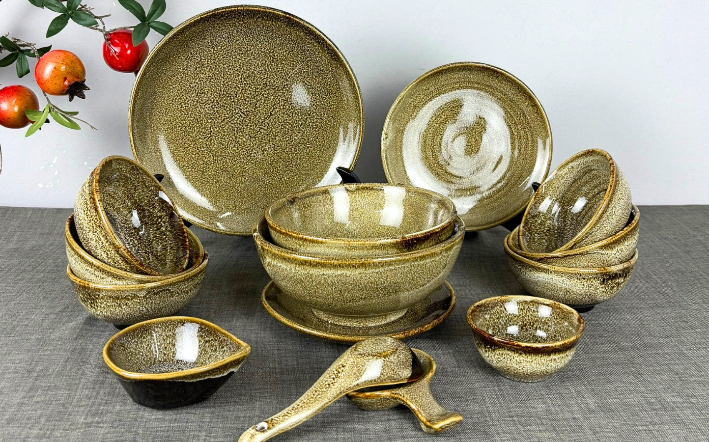 Bộ đồ ăn gấm vàng nhà hàng tiện lợi dễ vệ sinh
