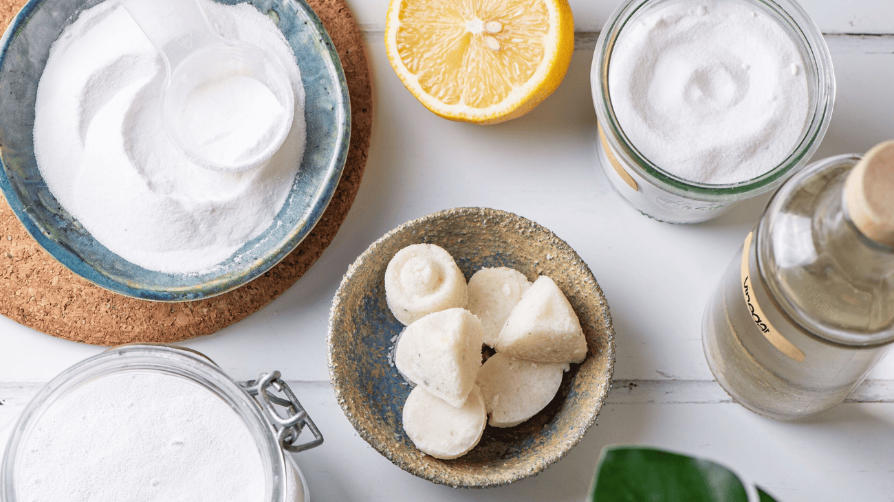 Xử lý các vết ố vàng khi bảo quản bộ đồ ăn gốm sứ