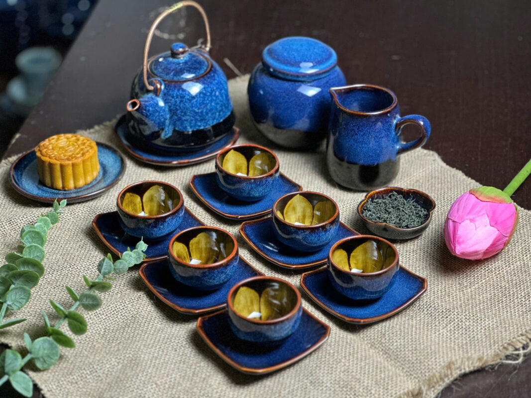 Bộ ấm chén men hỏa biến