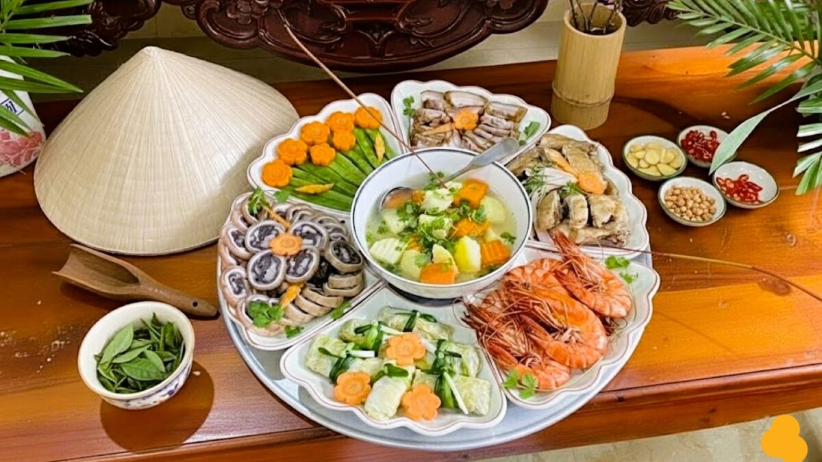 Trang trí mâm cơm Tết